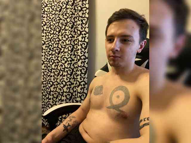 Night-Move1 Live Webcam on BongaCams