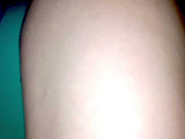 PetiteIvoryqueens's BongaCams show and profile