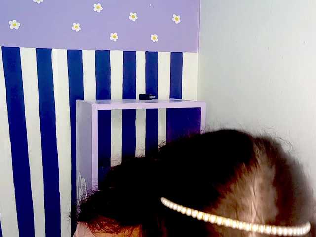 PetiteIvoryqueens's BongaCams show and profile