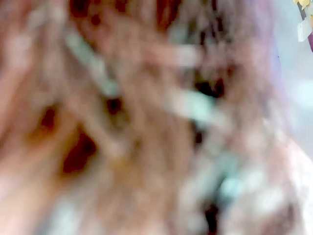 PetiteIvoryqueens's BongaCams show and profile