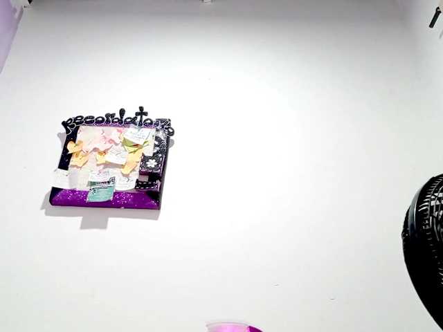 PetiteIvoryqueens's BongaCams show and profile