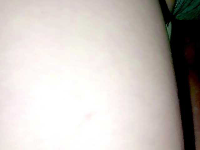 PetiteIvoryqueens's BongaCams show and profile