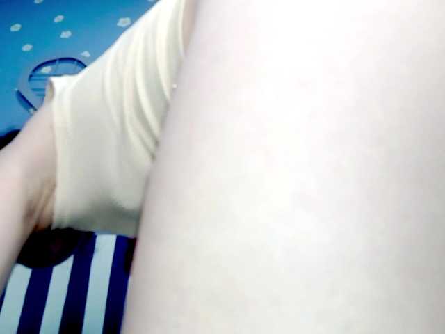 PetiteIvoryqueens's BongaCams show and profile