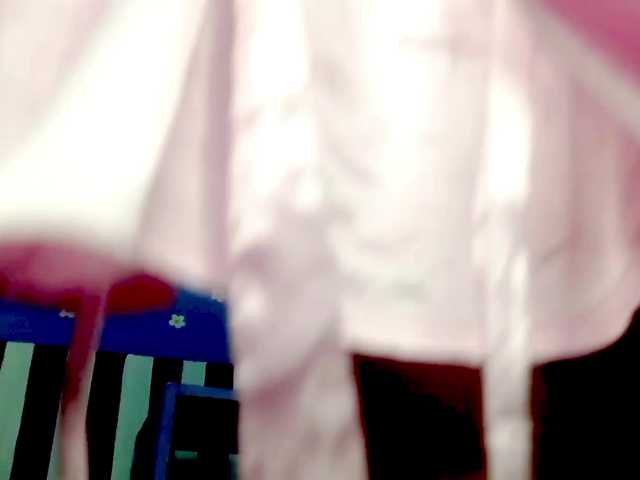 PetiteIvoryqueens's BongaCams show and profile