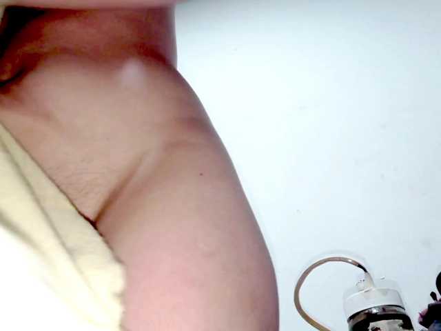 PetiteIvoryqueens – webcam model profile photo