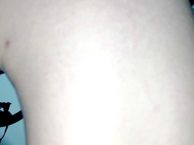 PetiteIvoryqueens's BongaCams show and profile