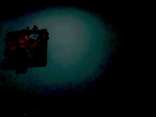 PetiteIvoryqueens's BongaCams show and profile