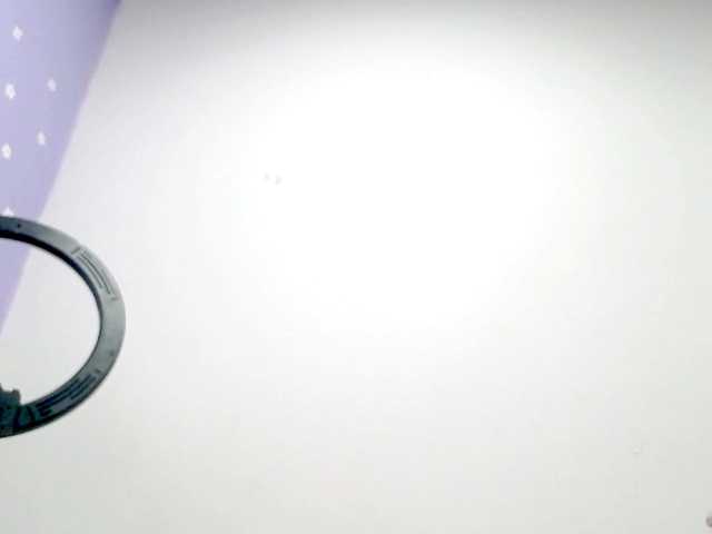 PetiteIvoryqueens's BongaCams show and profile