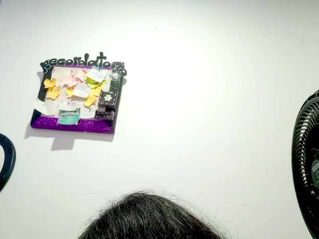 PetiteIvoryqueens's BongaCams show and profile