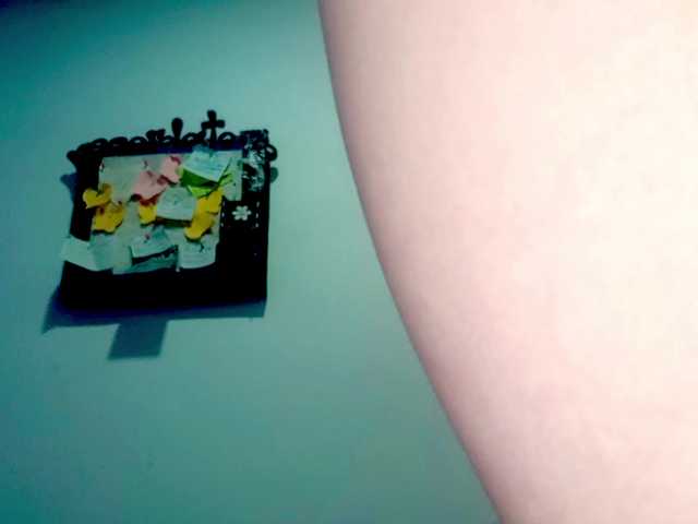 PetiteIvoryqueens's BongaCams show and profile