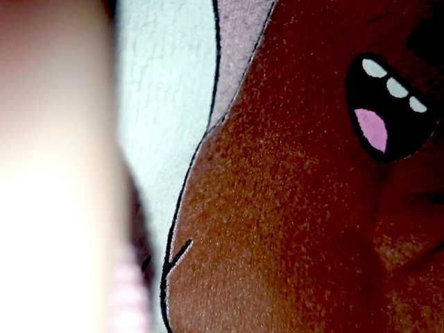 PetiteIvoryqueens's BongaCams show and profile