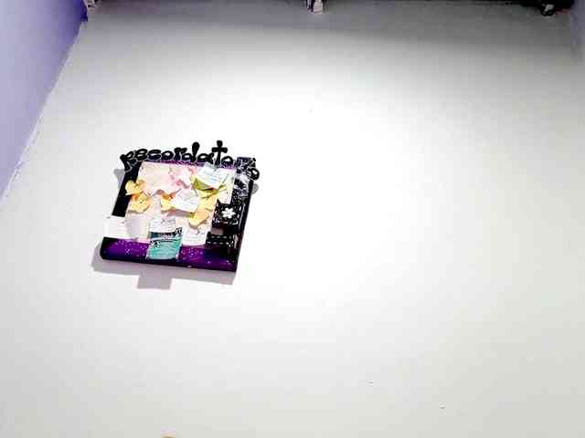 PetiteIvoryqueens webcam