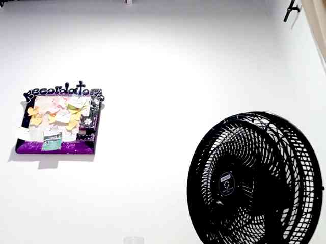 PetiteIvoryqueens webcam