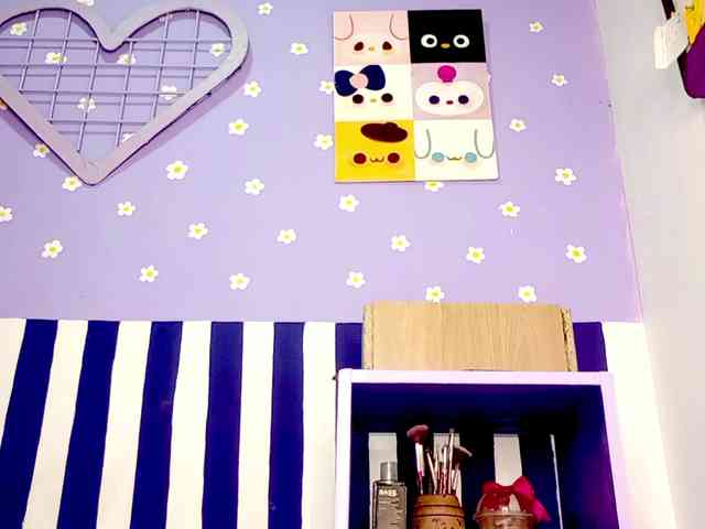 PetiteIvoryqueens webcam