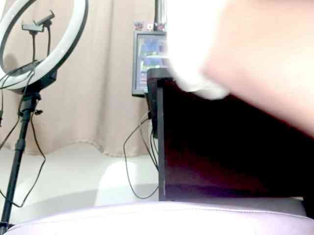 PetiteIvoryqueens PetiteIvoryqueens