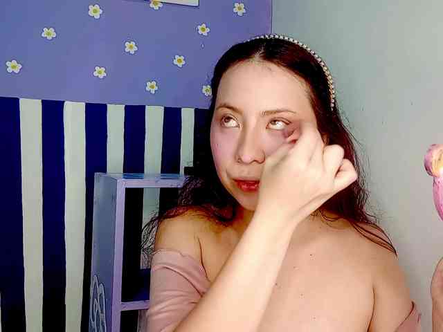 PetiteIvoryqueens PetiteIvoryqueens