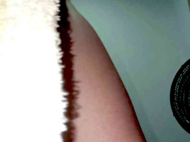 PetiteIvoryqueens webcam