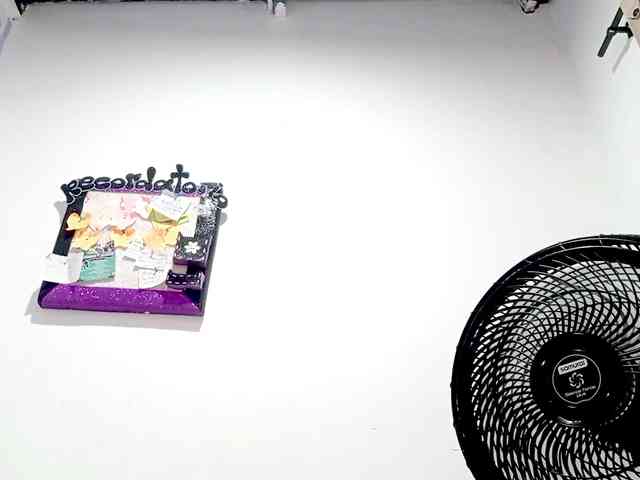 PetiteIvoryqueens webcam