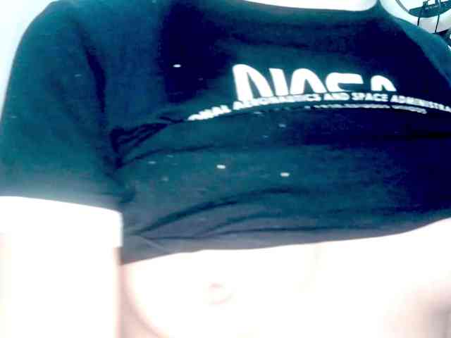 PetiteIvoryqueens webcam