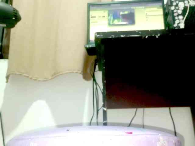 PetiteIvoryqueens webcam