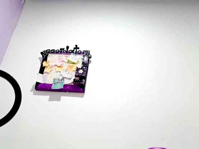 PetiteIvoryqueens webcam