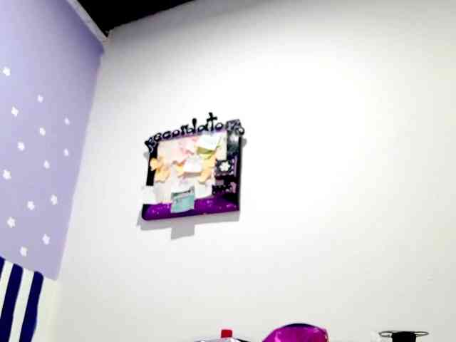 PetiteIvoryqueens webcam