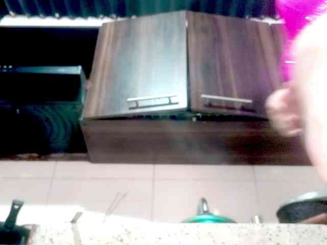 PetiteIvoryqueens webcam