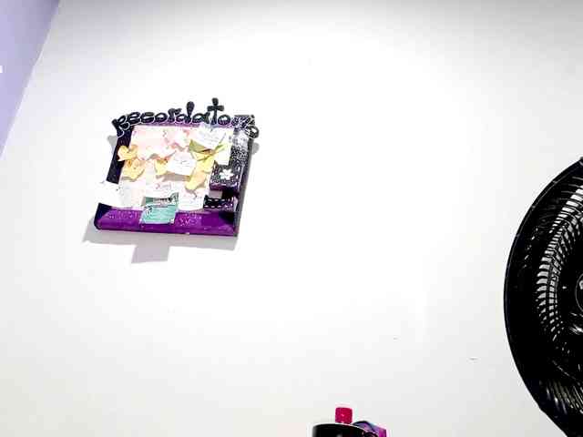 PetiteIvoryqueens webcam