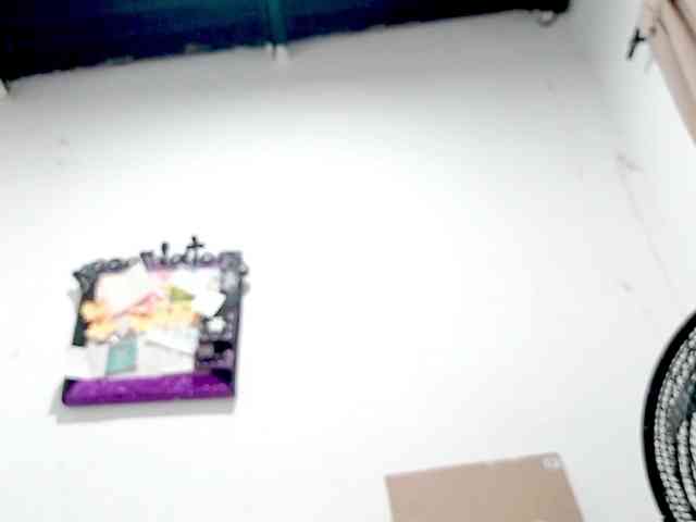 PetiteIvoryqueens webcam