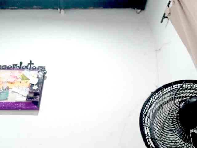 PetiteIvoryqueens PetiteIvoryqueens