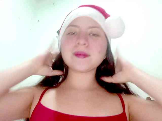 PetiteIvoryqueens webcam