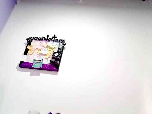 PetiteIvoryqueens webcam