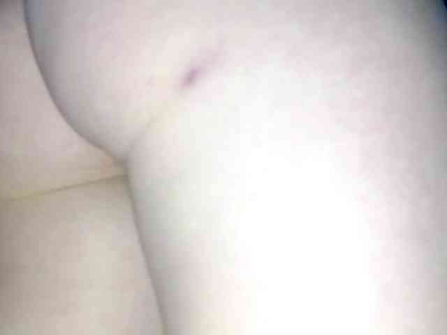 PetiteIvoryqueens webcam