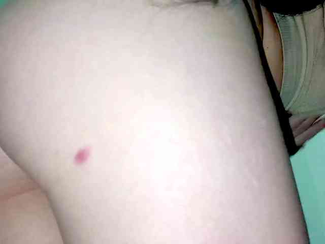 PetiteIvoryqueens webcam