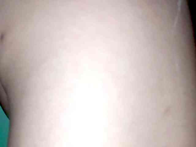 PetiteIvoryqueens webcam