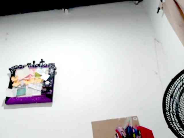 PetiteIvoryqueens webcam