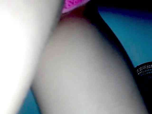 PetiteIvoryqueens webcam