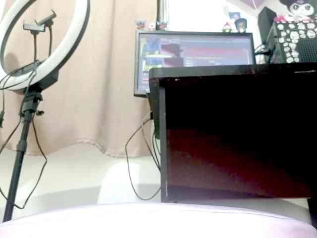 PetiteIvoryqueens PetiteIvoryqueens