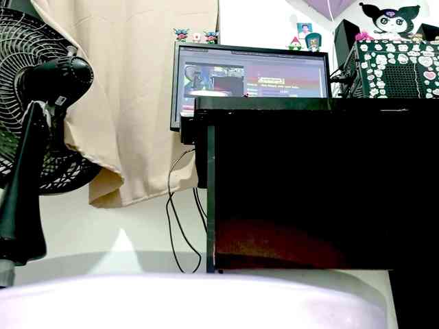 PetiteIvoryqueens PetiteIvoryqueens