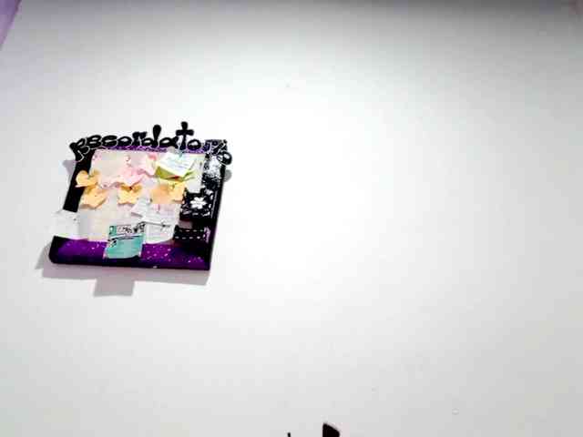 PetiteIvoryqueens webcam