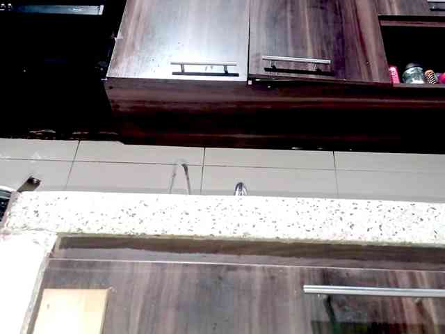 PetiteIvoryqueens webcam