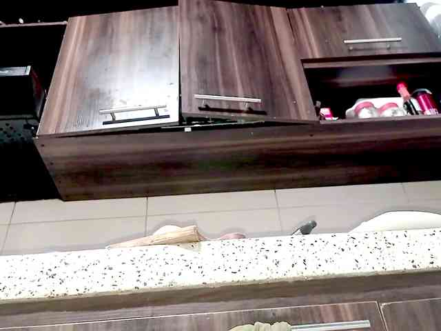 PetiteIvoryqueens webcam