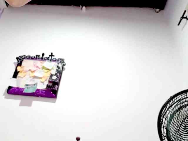 PetiteIvoryqueens webcam