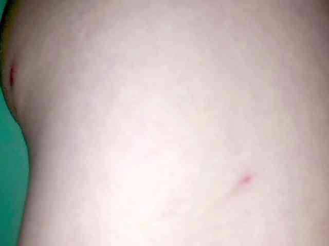 PetiteIvoryqueens webcam