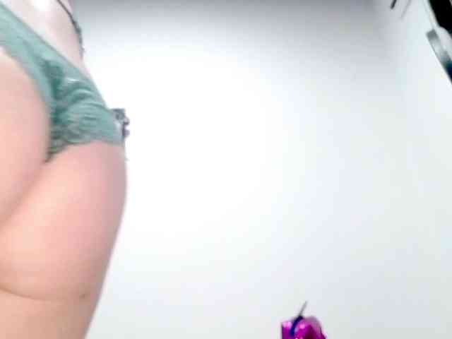 PetiteIvoryqueens PetiteIvoryqueens