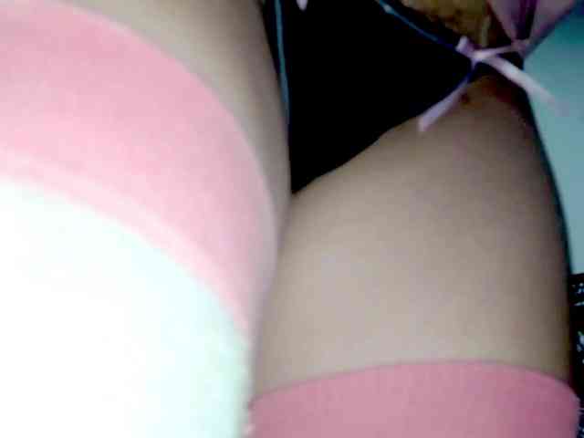 PetiteIvoryqueens webcam