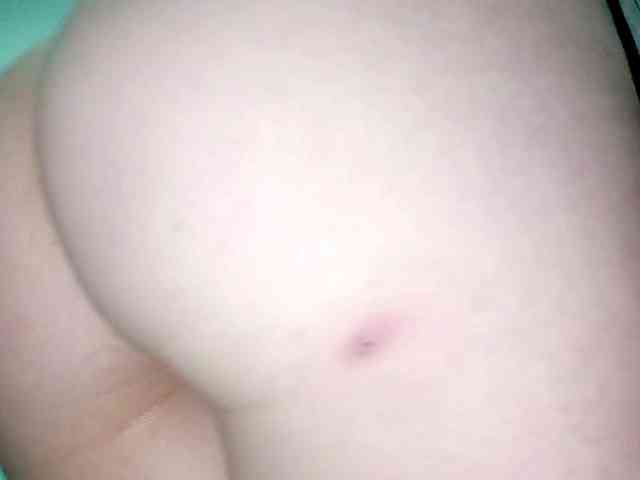 PetiteIvoryqueens webcam