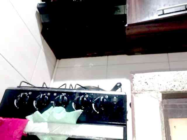 PetiteIvoryqueens webcam