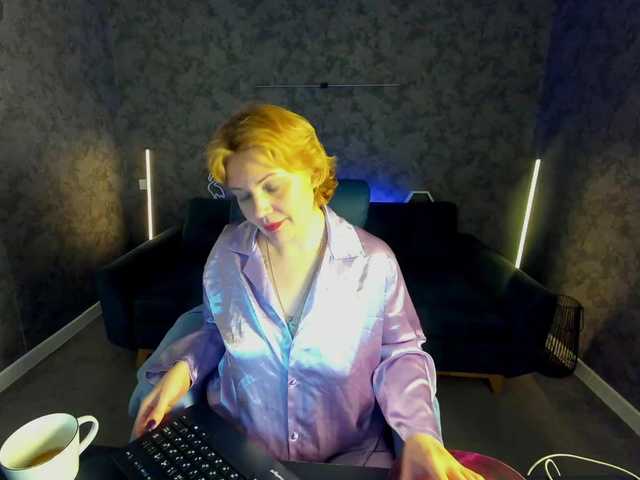AmaraNights's BongaCams show and profile