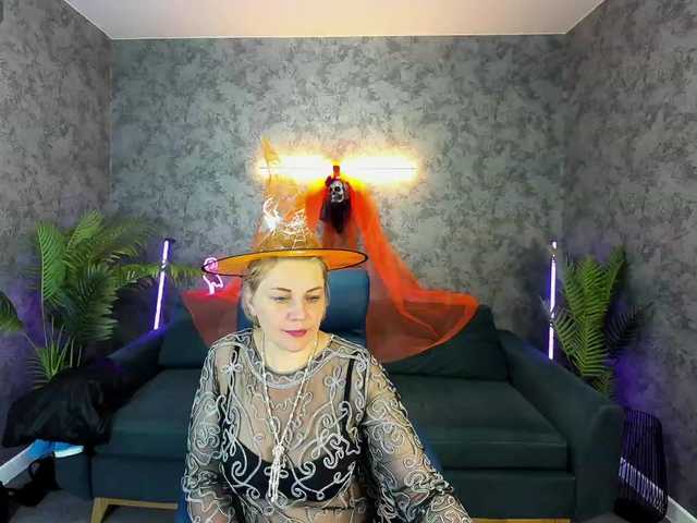 AmaraNights from BongaCams